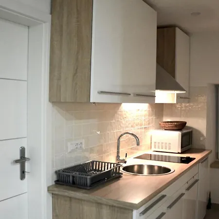 Apartments Porec City ポレッチ